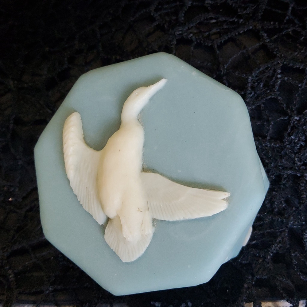 Incolay Blue Octagonal Jewelry Trinket Box Duck Top 3D - Picture 6 of 6